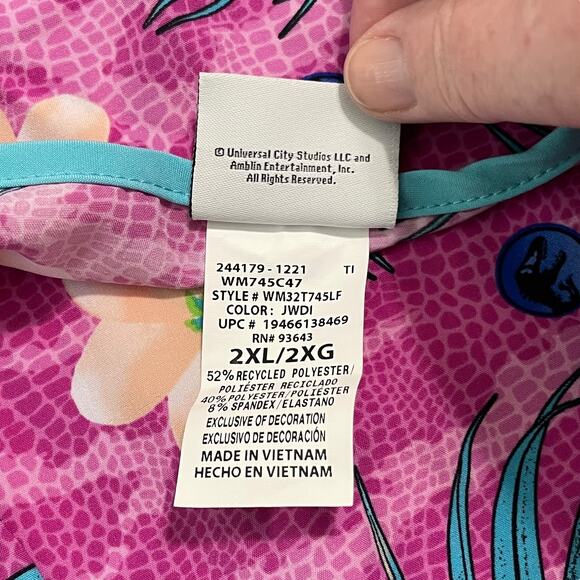 Jurassic World Womens Size 2XL Short Sleeve Pink V Neck Print Medical Scrub Top - Picture 4 of 9